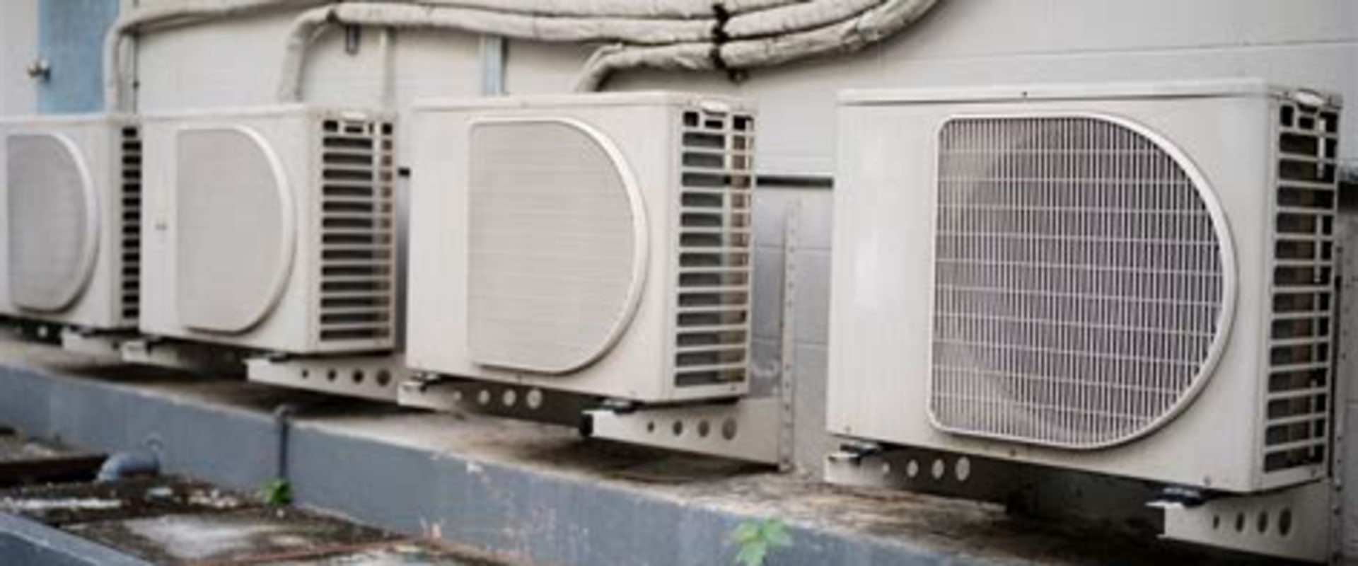 How Ductless HVAC Systems Fit into Concrete Contractor Renovations